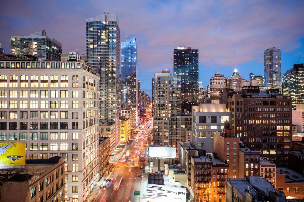 Four Points By Sheraton Manhattan Midtown West Hotel New York Exterior photo