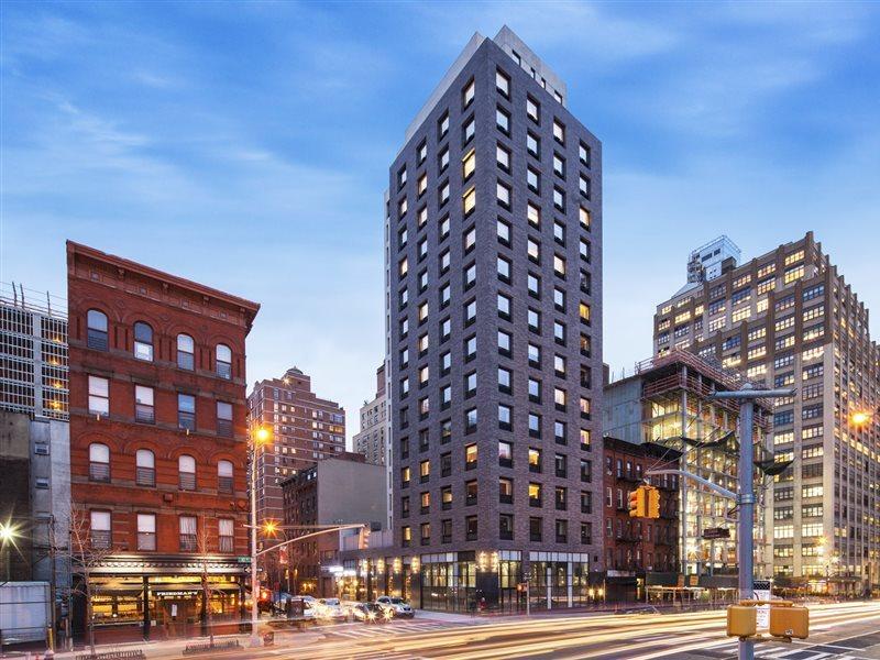 Four Points By Sheraton Manhattan Midtown West Hotel New York Exterior photo