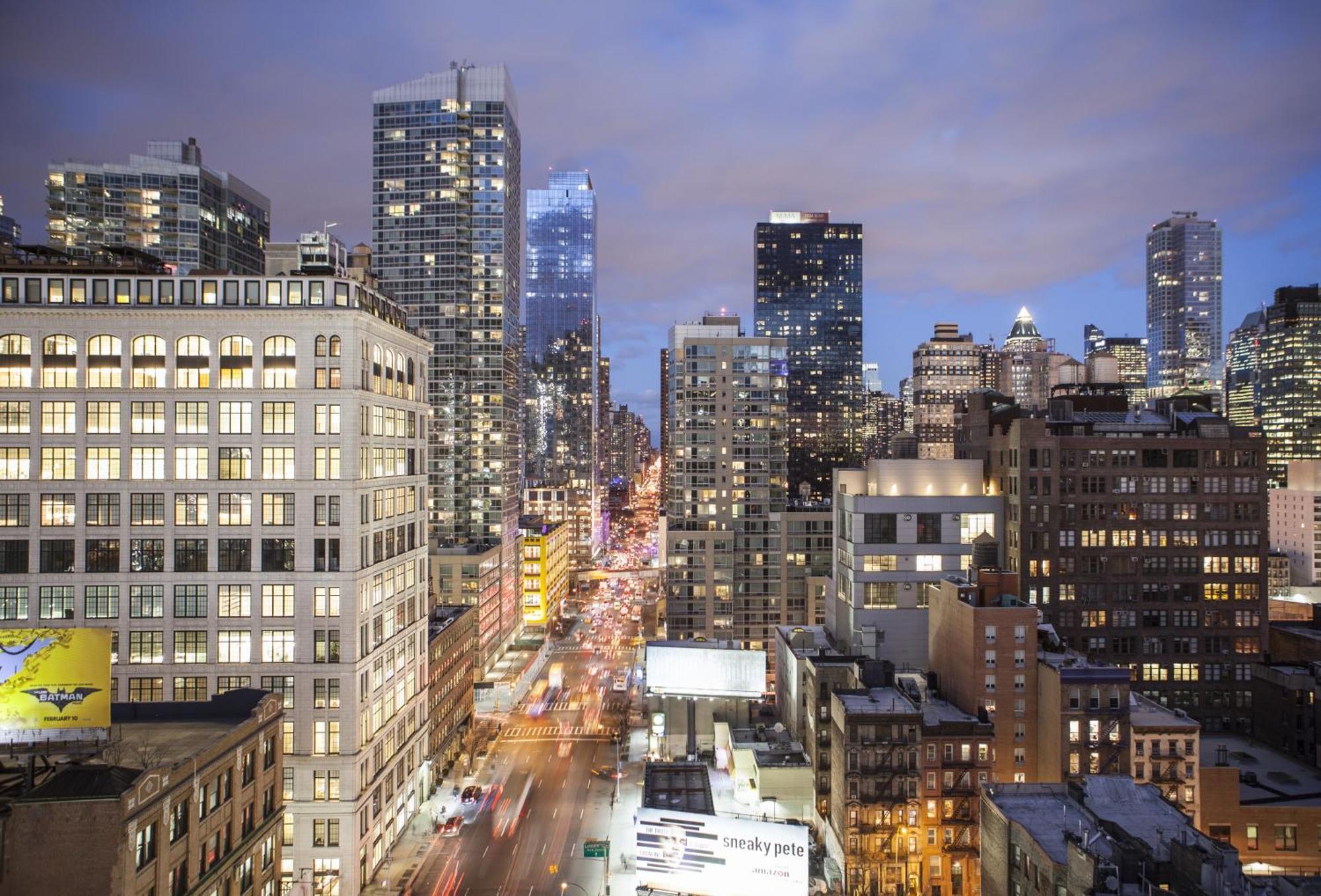 Four Points By Sheraton Manhattan Midtown West Hotel New York Exterior photo